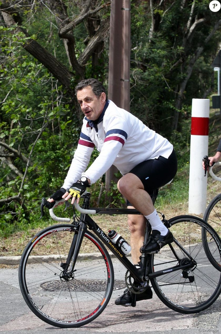 2949224-nicolas-sarkozy-s-est-offert-une-randonn-950x0-2