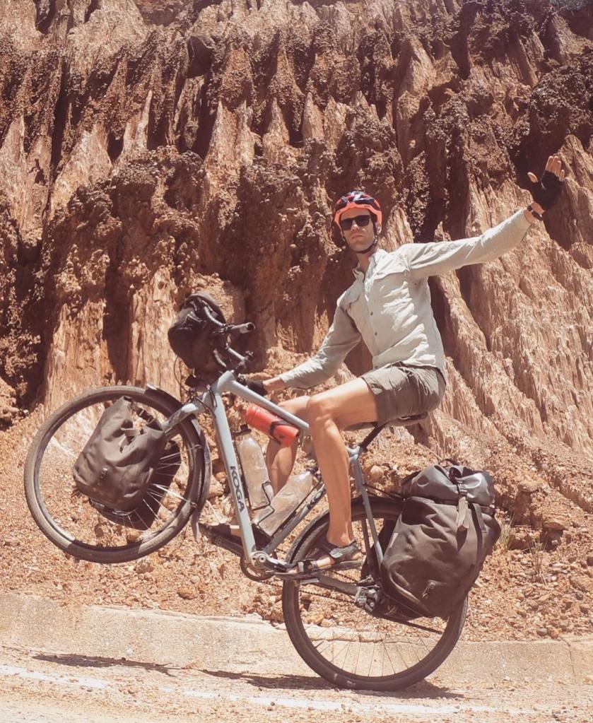 57317290_2333768560235454_5540488041688239929_n